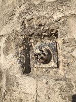 Jede Menge sogenannte Litzenanker sicherten die Wand, 117 weitere kommen nun dazu. © A16