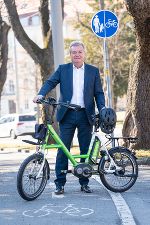 LH-Stv. bedankt sich bei all jenen, die das Fahrrad bereits jetzt als Fortbewegungsmittel im Alltagsverkehr nutzen. © Land Steiermark/Streibl LH-Stv. bedankt sich bei all jenen, die das Fahrrad bereits jetzt als Fortbewegungsmittel im Alltagsverkehr nutzen. © Land Steiermark/Streibl