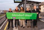 Peter Gspaltl (Geschäftsführer Verkehrsverbund Steiermark), LH-Stv. Anton Lang, Heike Krug-Leitold (Steiermarkbahn, Leitung Unternehmensentwicklung), Direktor Ronald Kiss (Steiermärkische Landesbahnen) und Gleisdorfs Vize-Bgm. Thomas Reiter (v.l.) © Land Steiermark/Resch Peter Gspaltl (Geschäftsführer Verkehrsverbund Steiermark), LH-Stv. Anton Lang, Heike Krug-Leitold (Steiermarkbahn, Leitung Unternehmensentwicklung), Direktor Ronald Kiss (Steiermärkische Landesbahnen) und Gleisdorfs Vize-Bgm. Thomas Reiter (v.l.) © Land Steiermark/Resch